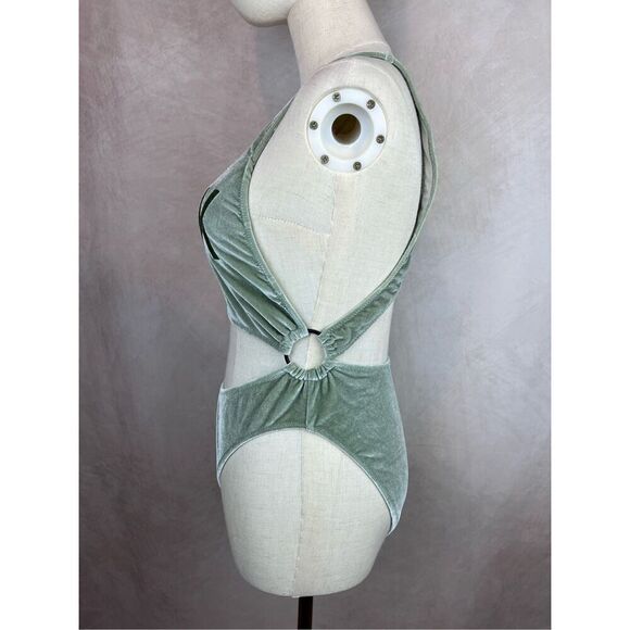 Victoria’s Secret Pink Velvet One Piece Cut Out Swim Green Size Medium - Picture 6 of 9